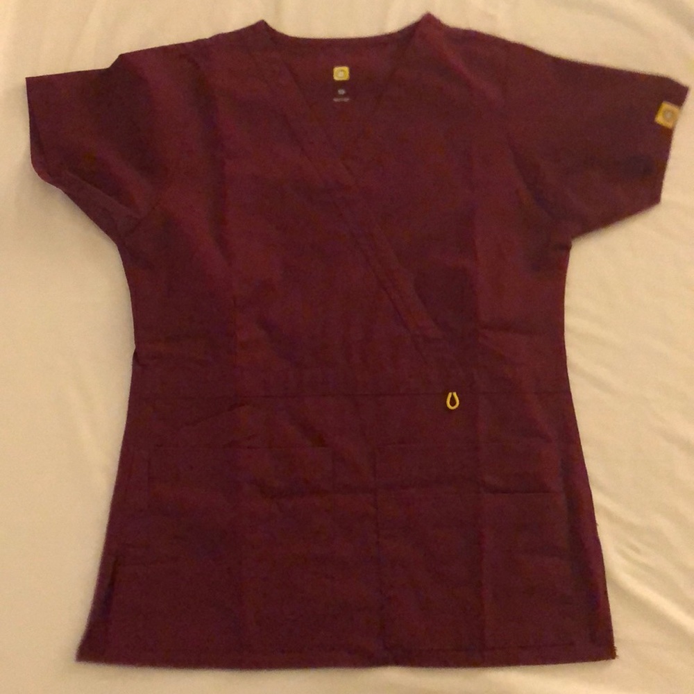 Wonder wink ladies burgundy scrub too